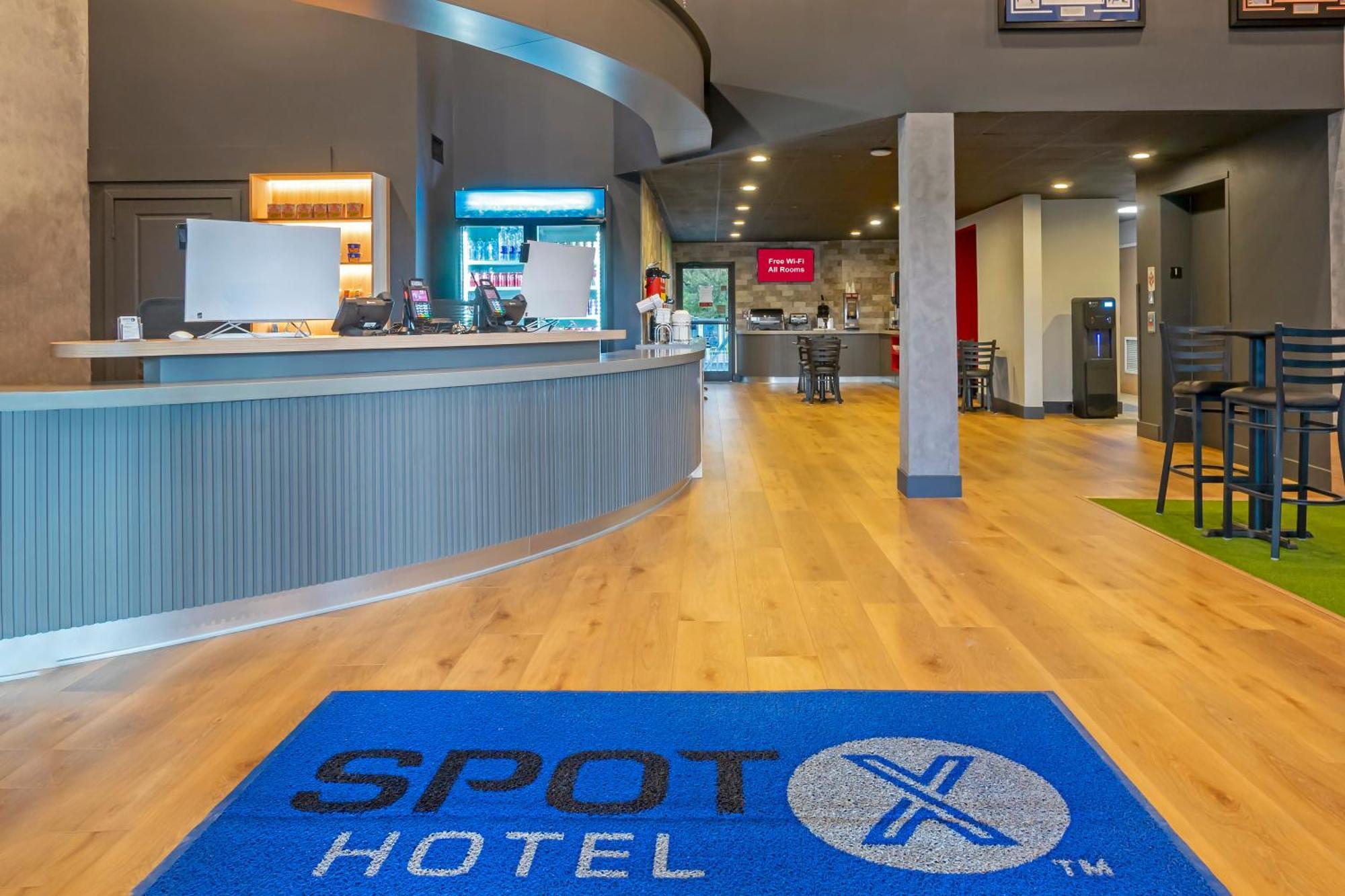 Spot X Hotel Tampa - Wesley Chapel By The Red Collection Exterior photo